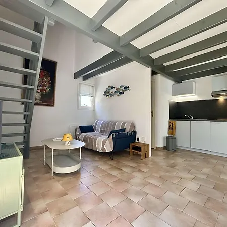 度假居 Maisonnette Renovee Proche Avec Garage Et Wifi - Fr-1-246a-331 奥雷龙圣乔治